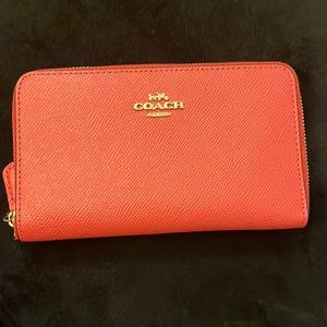 Coach medium ID zip wallet